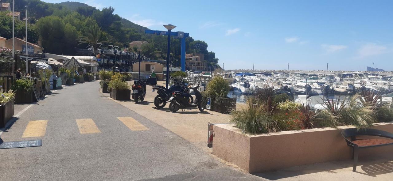 Petit Coin De Paradis Au Soleil Pres De La Mer Saint-Cyr-sur-Mer Bagian luar foto